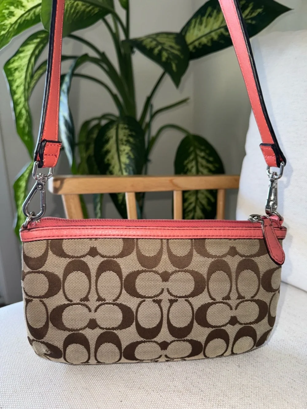 Coach Monogran Canvas Leather Pink Mini Shoulder Bag Wristlet Y2K VTG Designer - Picture 6 of 17